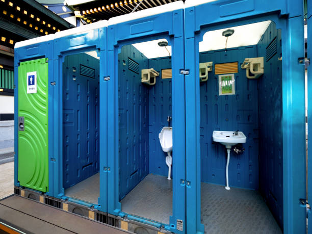 Best Porta potty rental near me  in Essex, IL